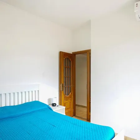 2 Bedroom Cozy In