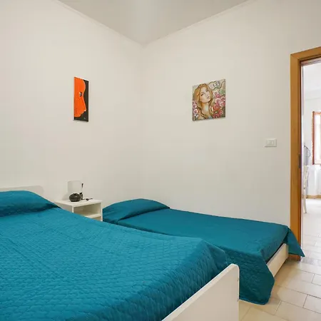 Διαμέρισμα 2 Bedroom Cozy In