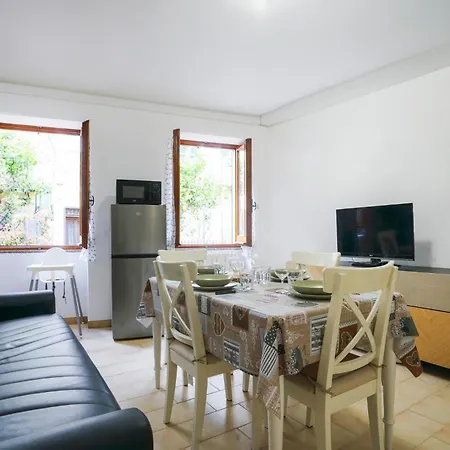 2 Bedroom Cozy In * Taggia