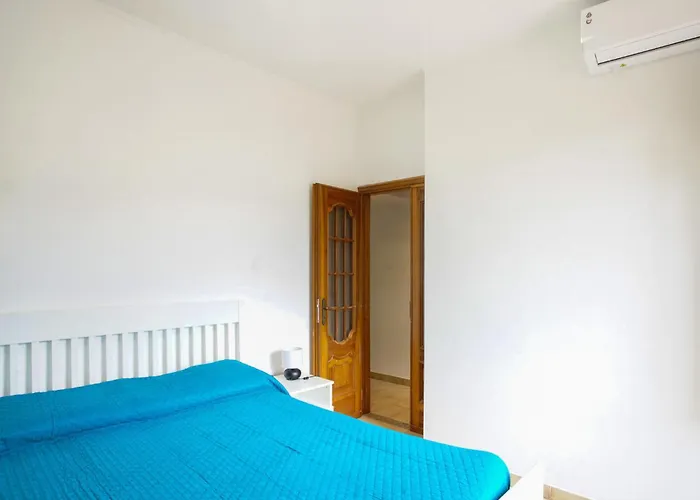 2 Bedroom Cozy In