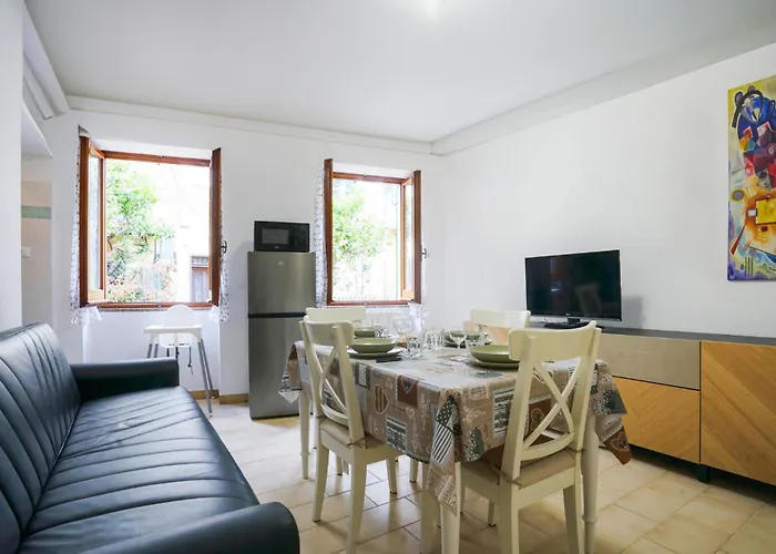 2 Bedroom Cozy In * Taggia